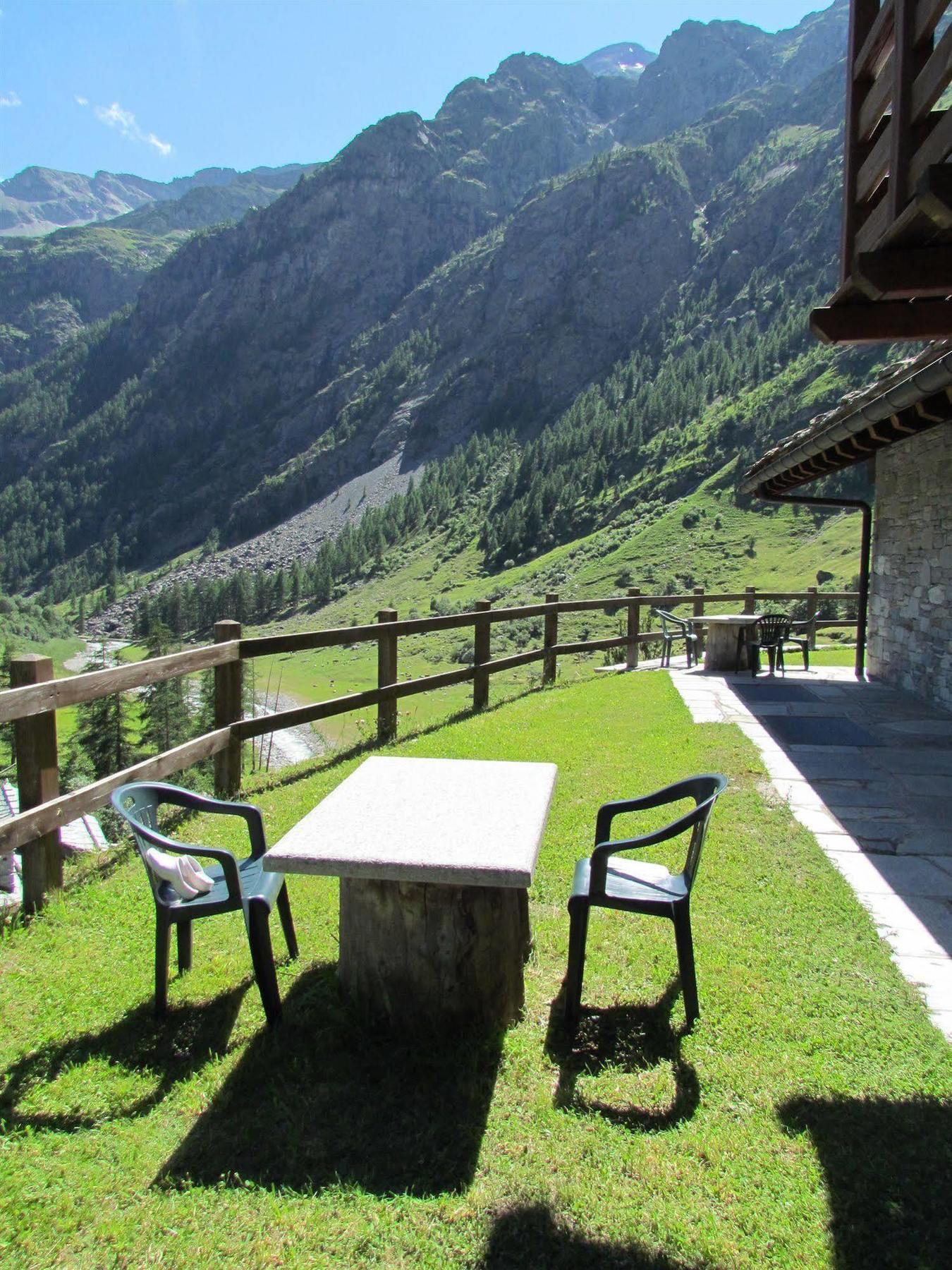 Gressoney-la-Trinité Il Piccolo Residence מראה חיצוני תמונה